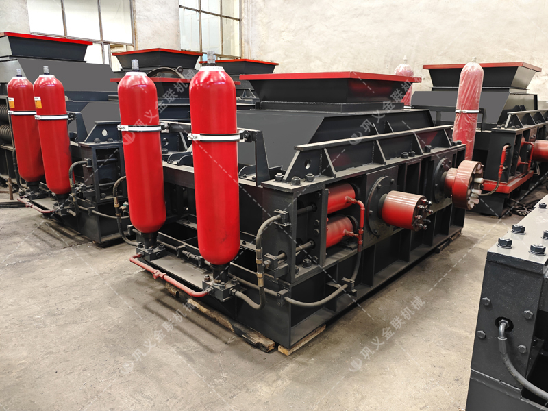 岩石细碎新选择——解析液压对辊制砂机的工作原理与性能优势