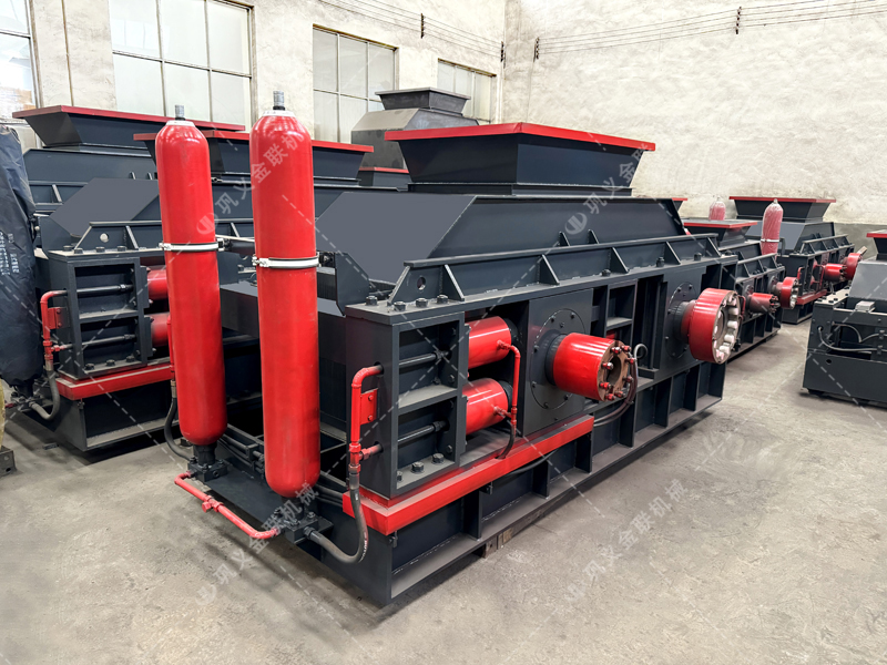 在瓜米石制砂赛道，液压对辊破碎机如何助力企业抢占先机？